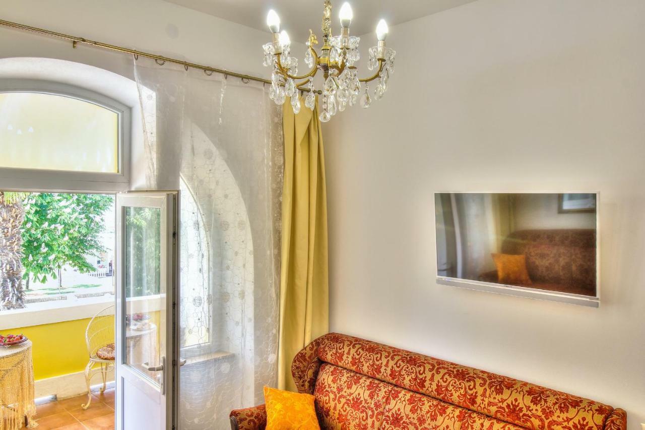Boutique Apartman Villa Mediteran 波雷奇 外观 照片