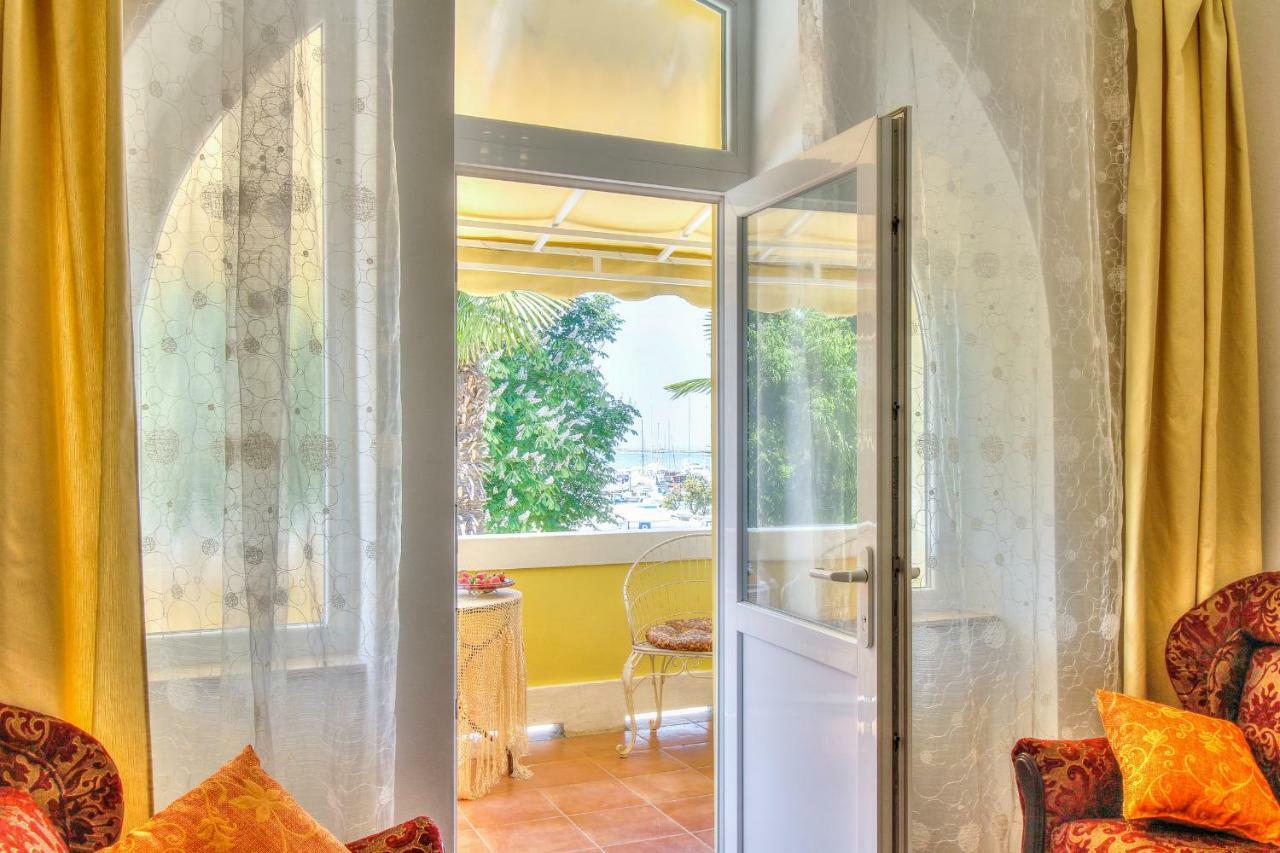 Boutique Apartman Villa Mediteran 波雷奇 外观 照片